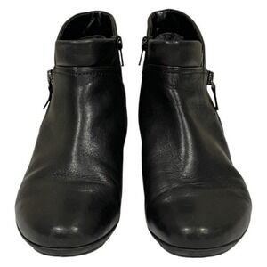Gabor Womens Black Leather Boots 8.5 Slip On Ankle Booties 35-634-27 *READ*